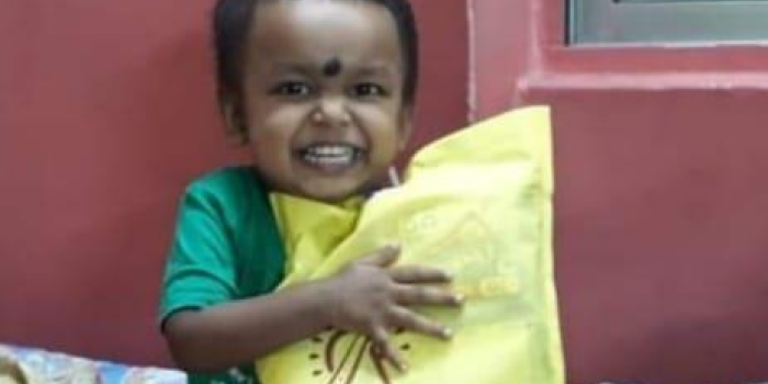 IMAGES OF FEW CHARITABLE ACTIVITIES